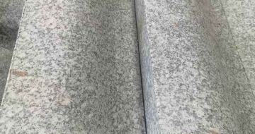 汉中芙蓉白S型拉丝面路沿石