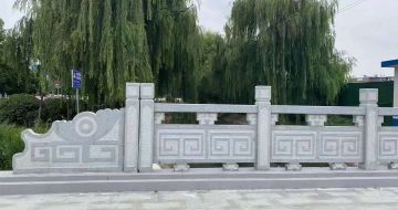 汉中 芝麻灰桥栏杆、河道栏杆安装效果