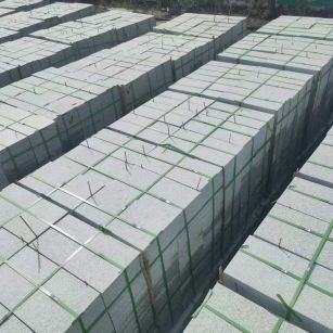 汉中 芝麻白1.8公分火烧300*600地铺，清仓大甩卖