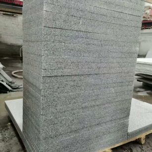 汉中 花岗岩 地铺成品300*600，尺寸标准、厚薄均匀