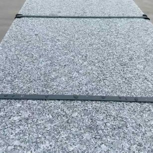 汉中 芝麻黑火烧面毛板，条板，半成品