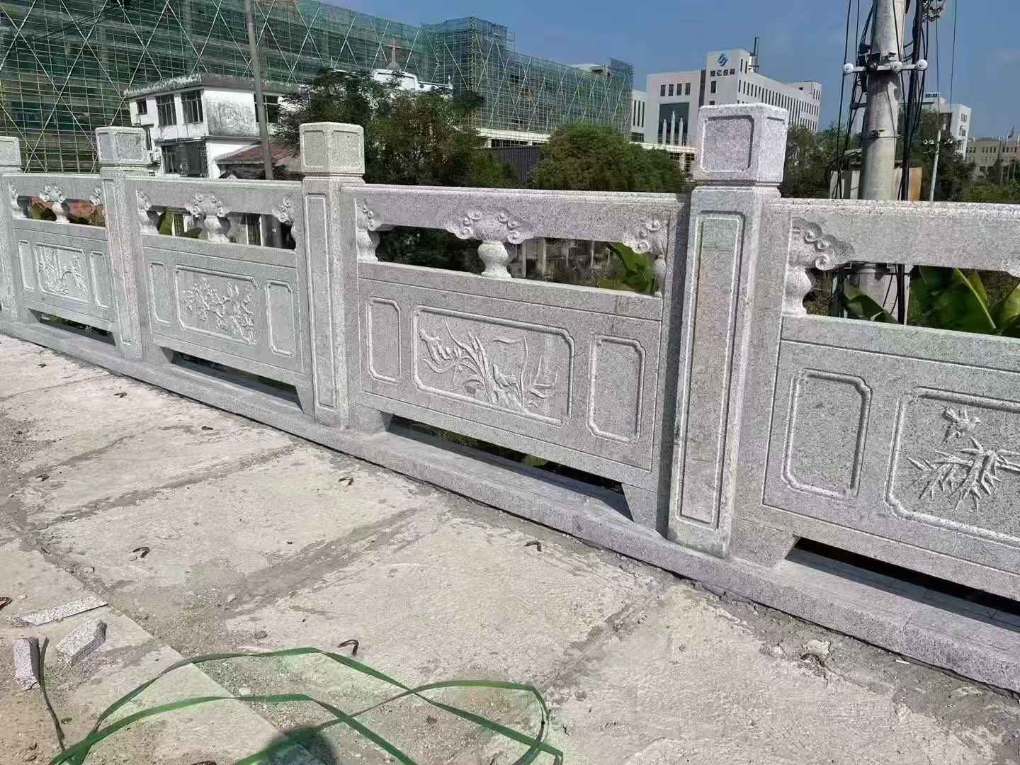 汉中 芝麻白栏杆