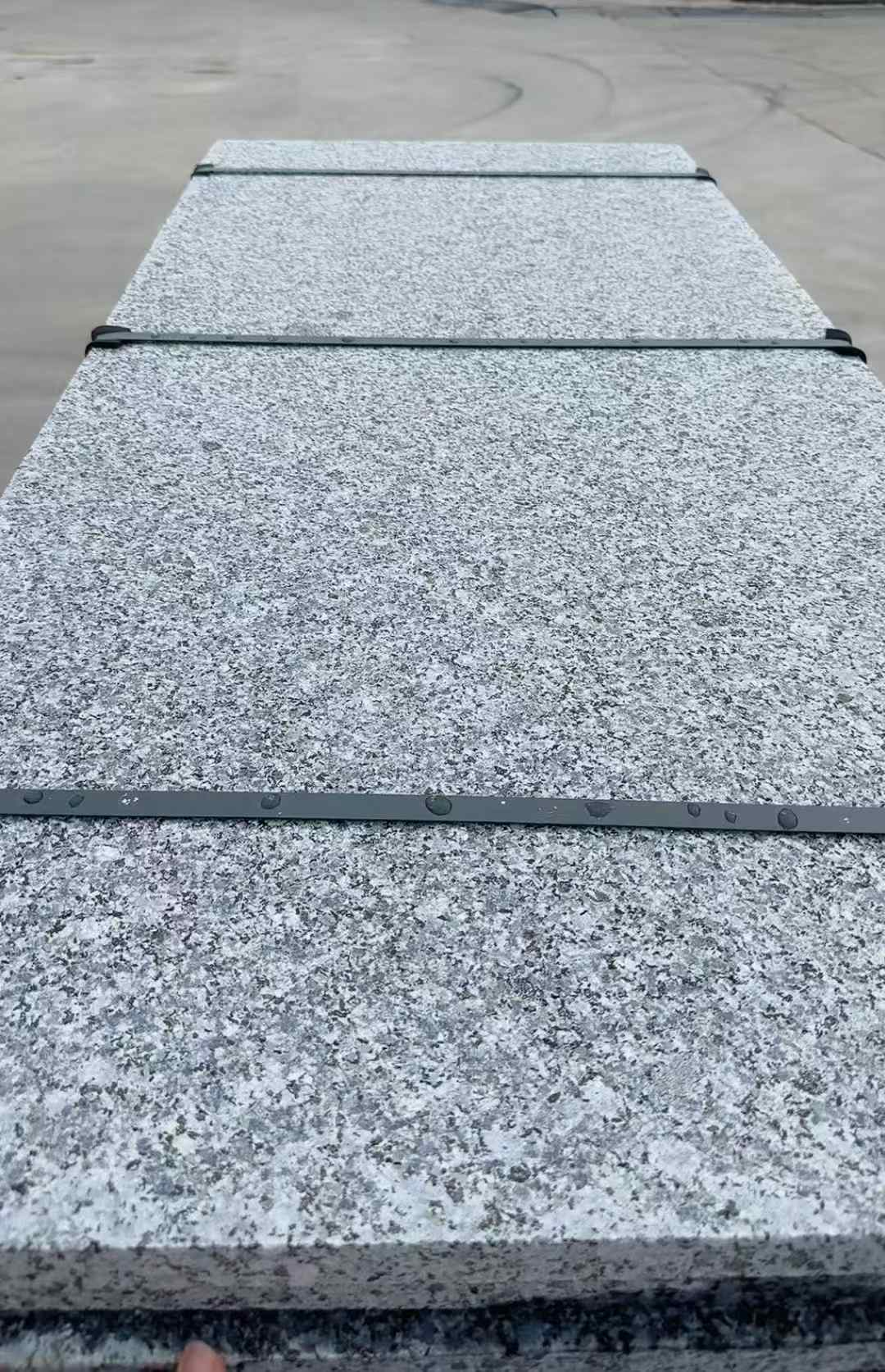 汉中 芝麻黑火烧面毛板，条板，半成品