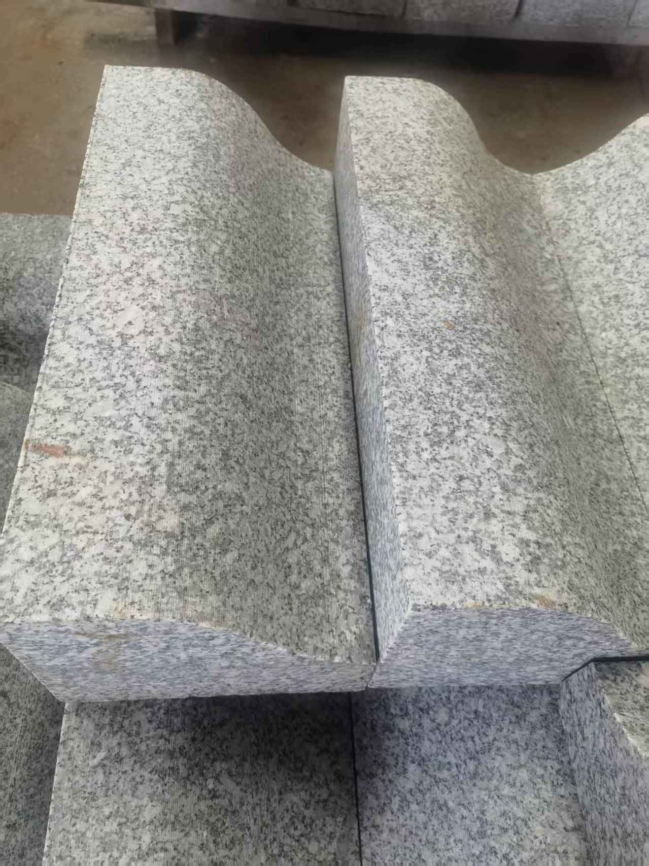 汉中芙蓉白S型拉丝面路沿石